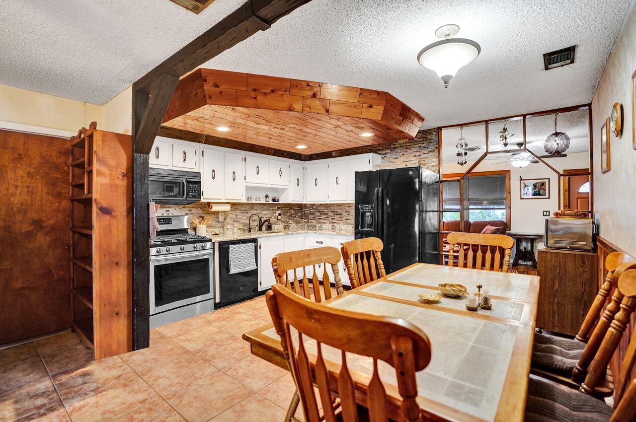 PALM BEACH VILLAS II 2 - Residential