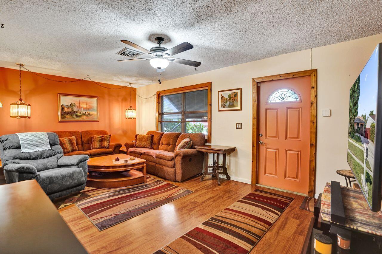 PALM BEACH VILLAS II 2 - Residential