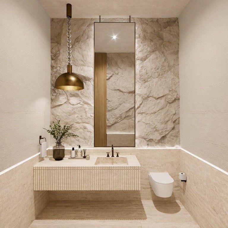 Hillsboro Mile - Land