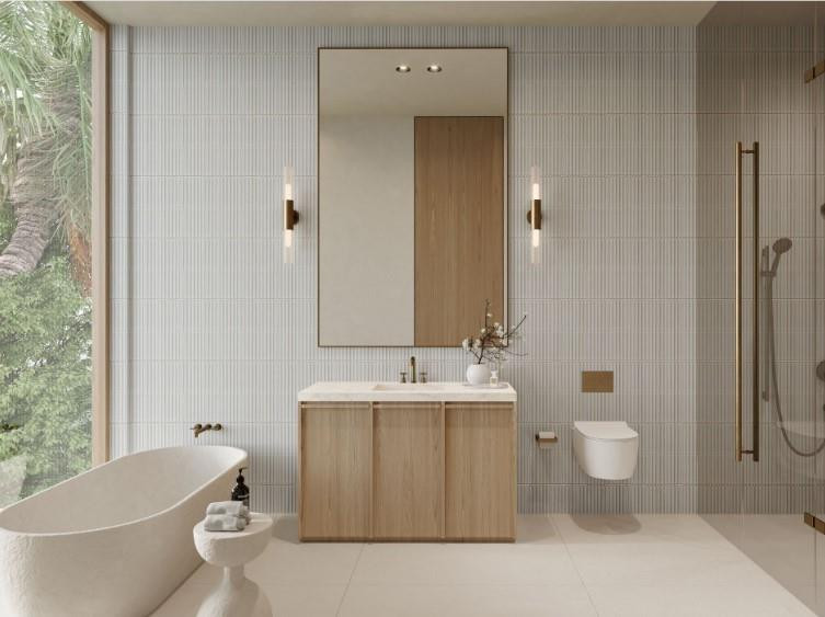 Hillsboro Mile - Land