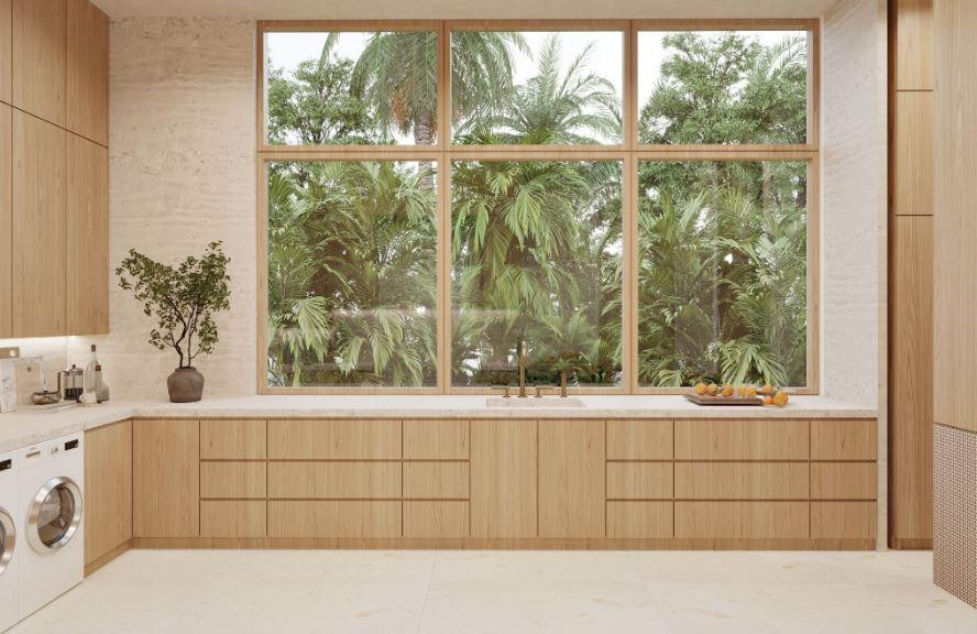 Hillsboro Mile - Land