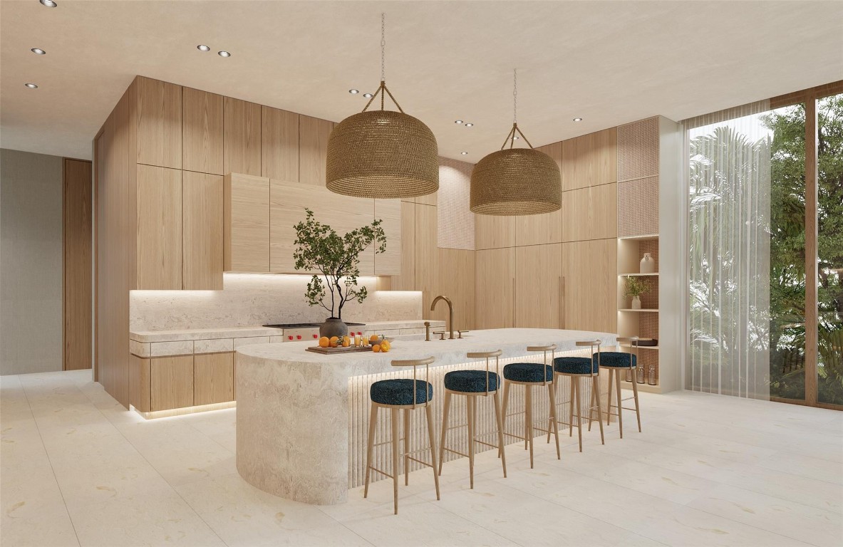 Hillsboro Mile - Land