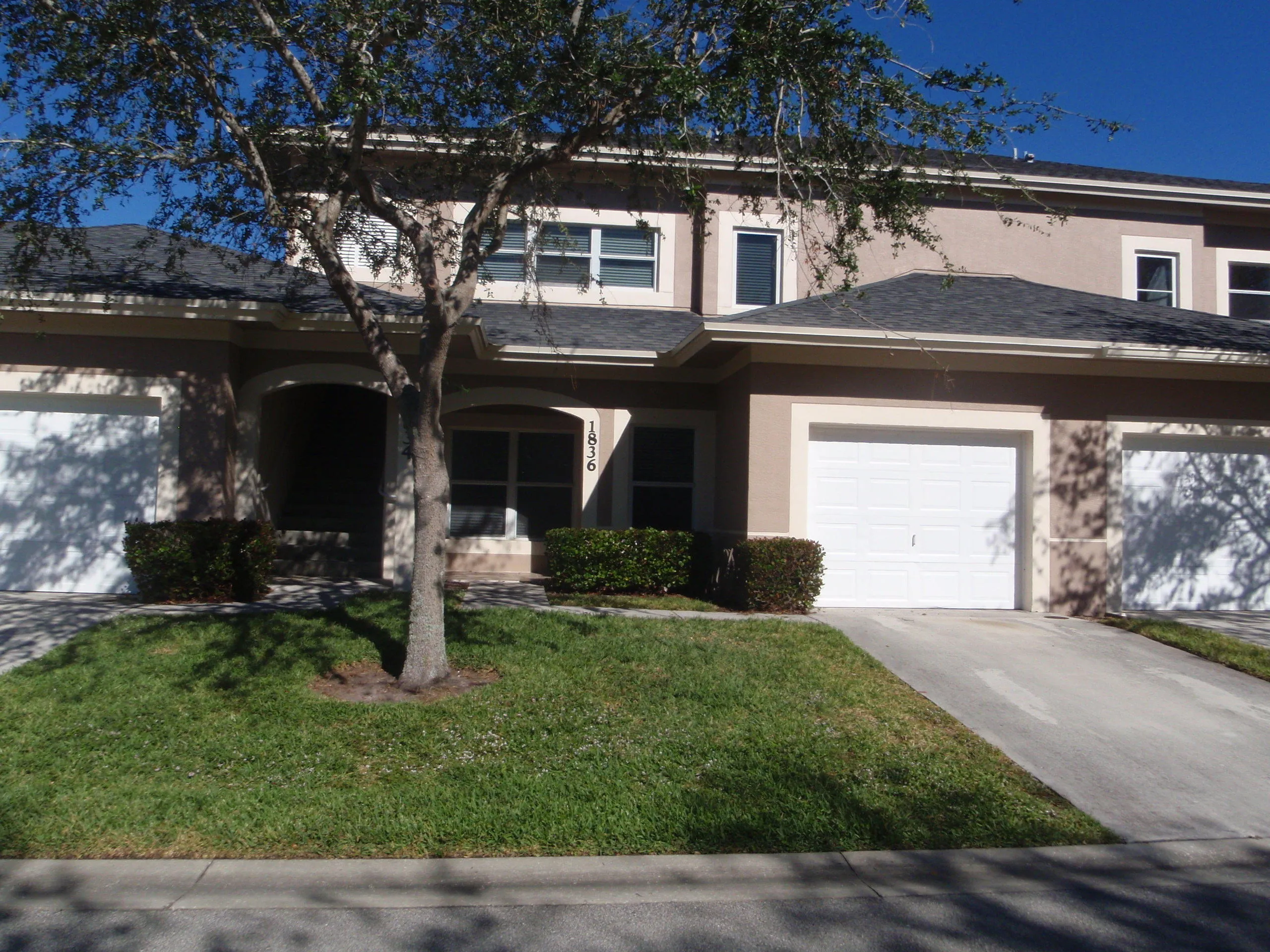 1836 S Dovetail Dr Unit 1  