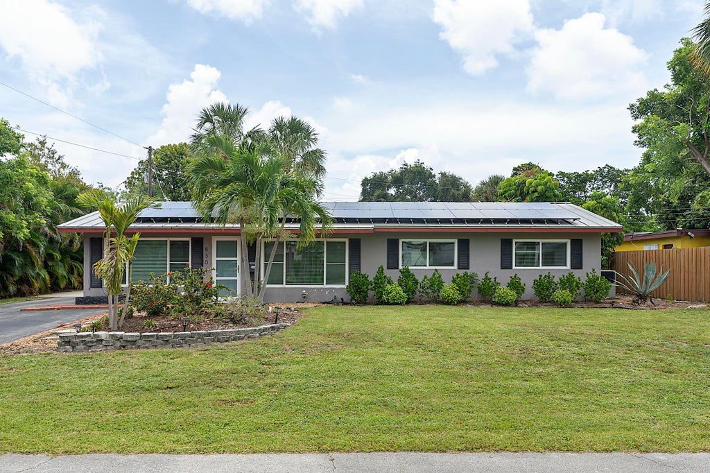 Photo of 830 SW 1st Avenue, Pompano Beach, FL 33060 (MLS # B26054903)