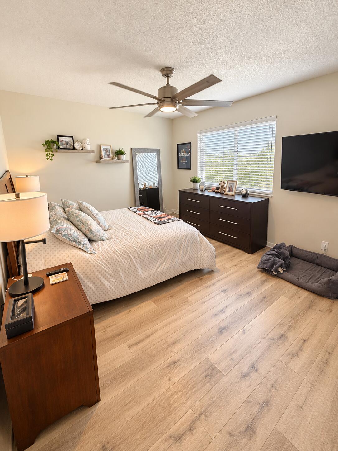 6057 Strawberry Lakes Circle