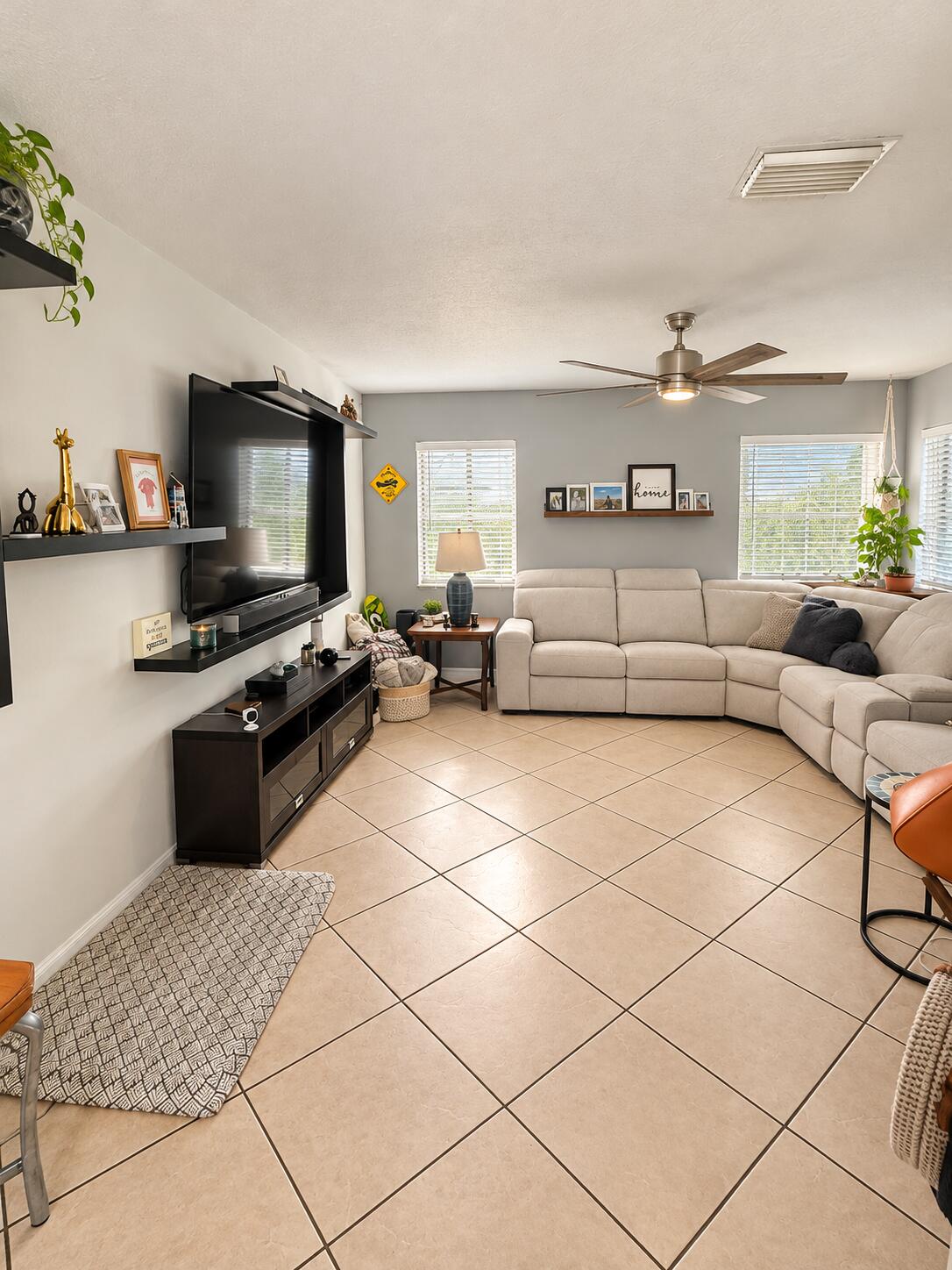 6057 Strawberry Lakes Circle