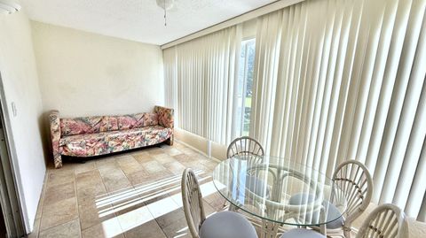 Tiny photo for 2009 Berkshire A, Deerfield Beach, FL 33442 (MLS # B26005509)