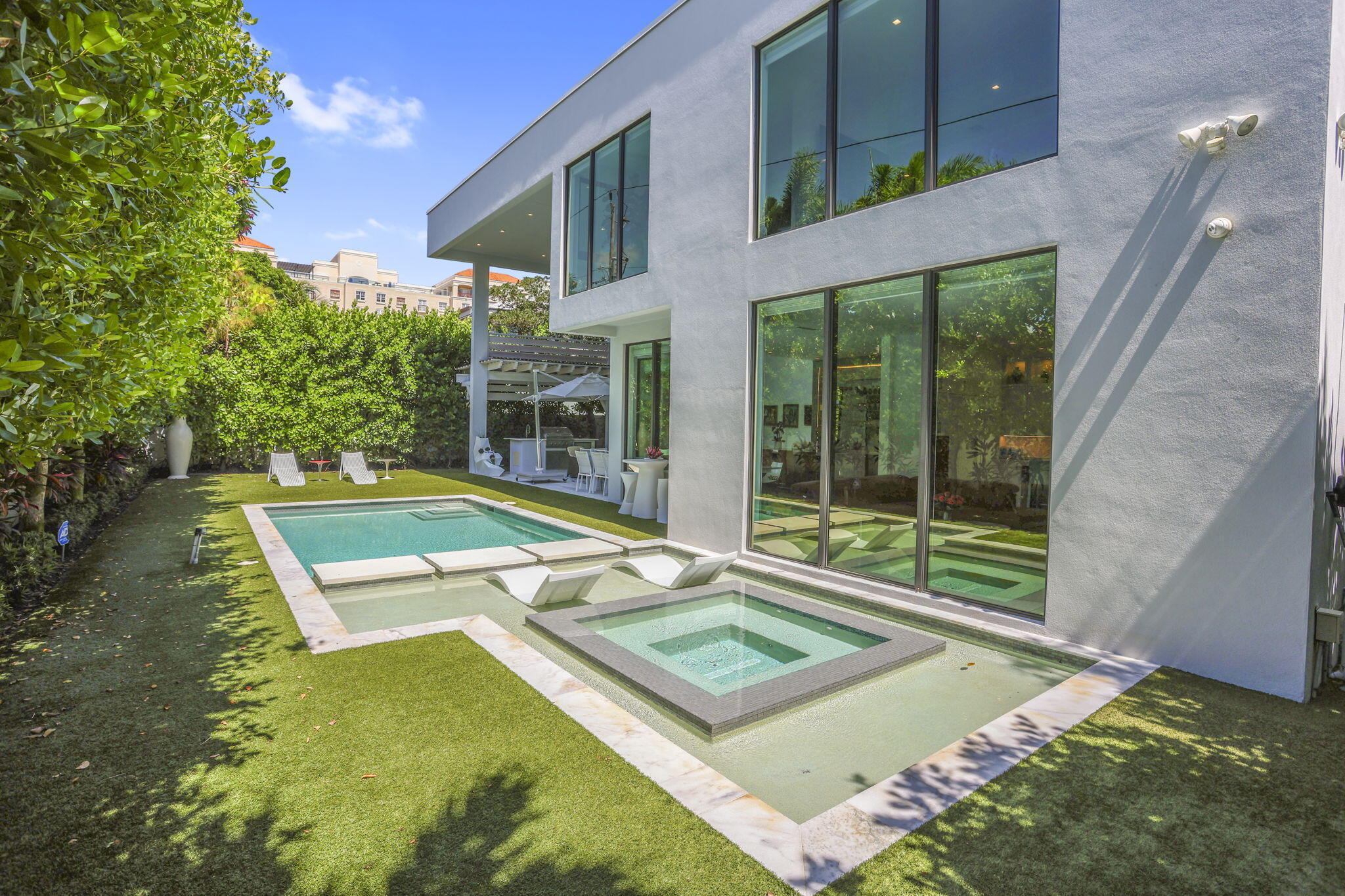 BOCA VILLAS - Residential