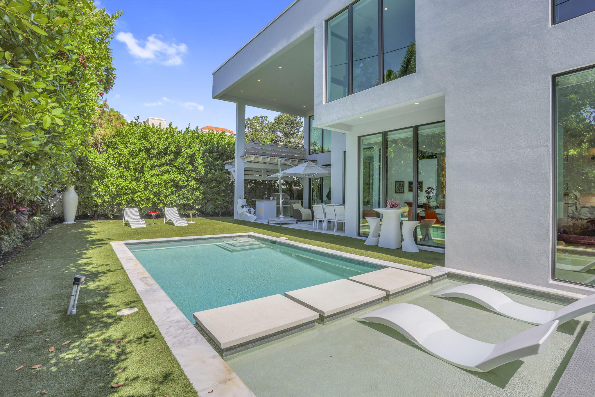 BOCA VILLAS - Residential