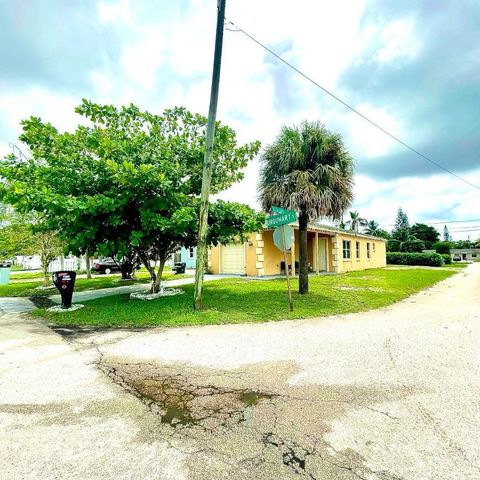 A home in Lake Worth