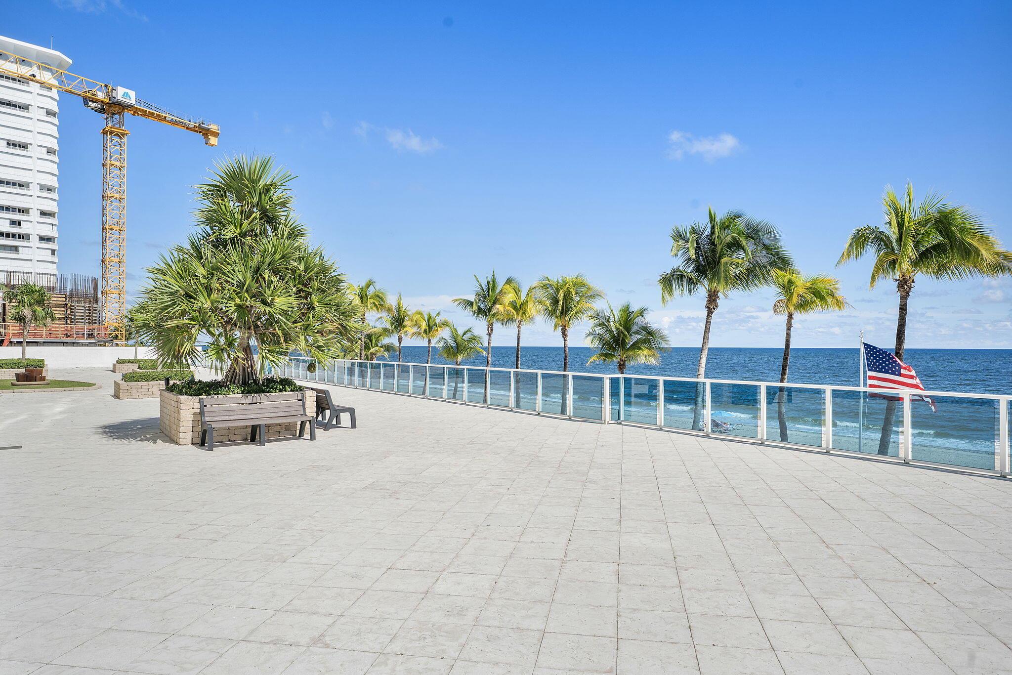 THE RENAISSANCE OF POMPAN - Residential Lease