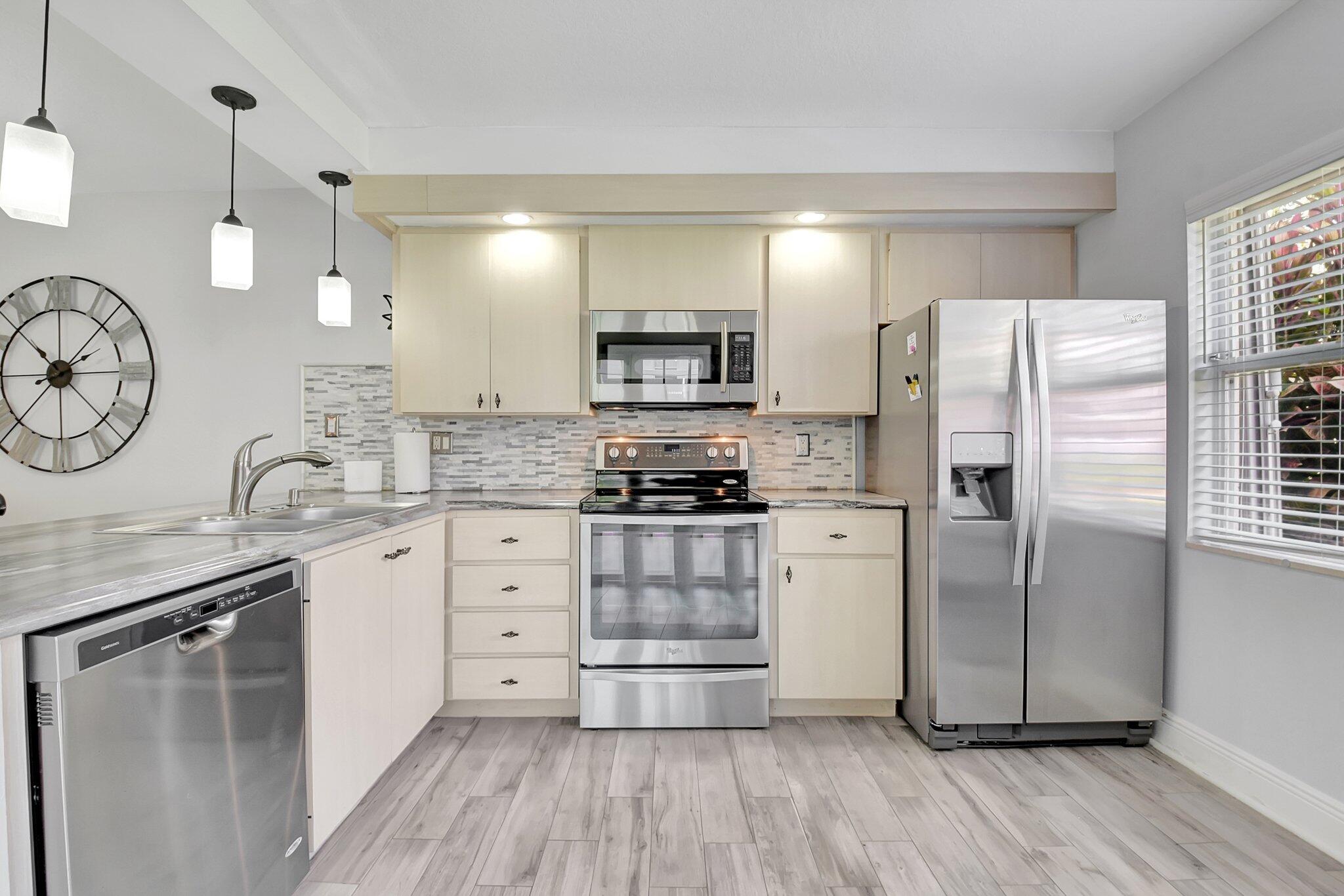 WELLESLEY AT BOYNTON BEACH - Residential