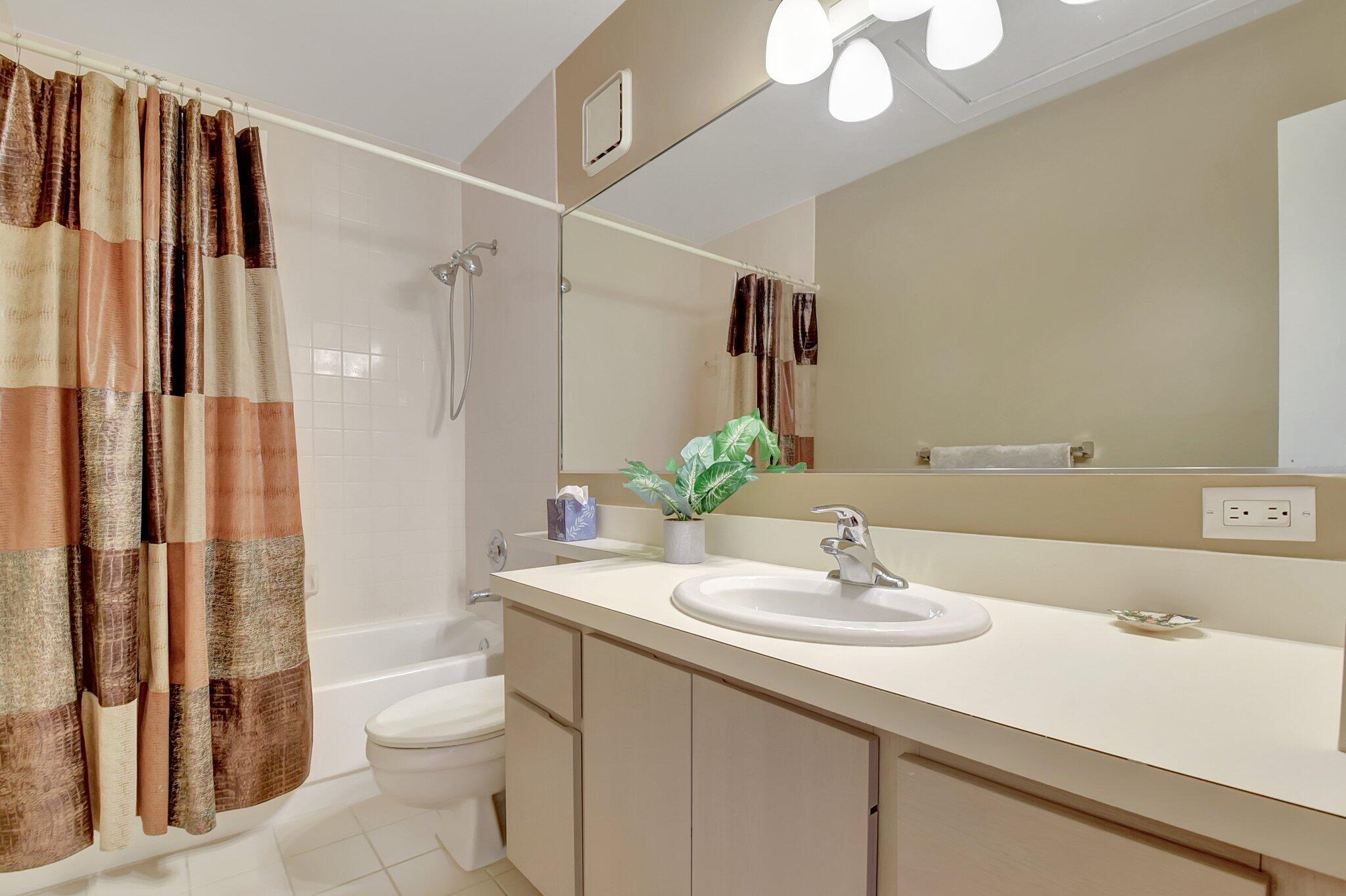 WELLESLEY AT BOYNTON BEACH - Residential