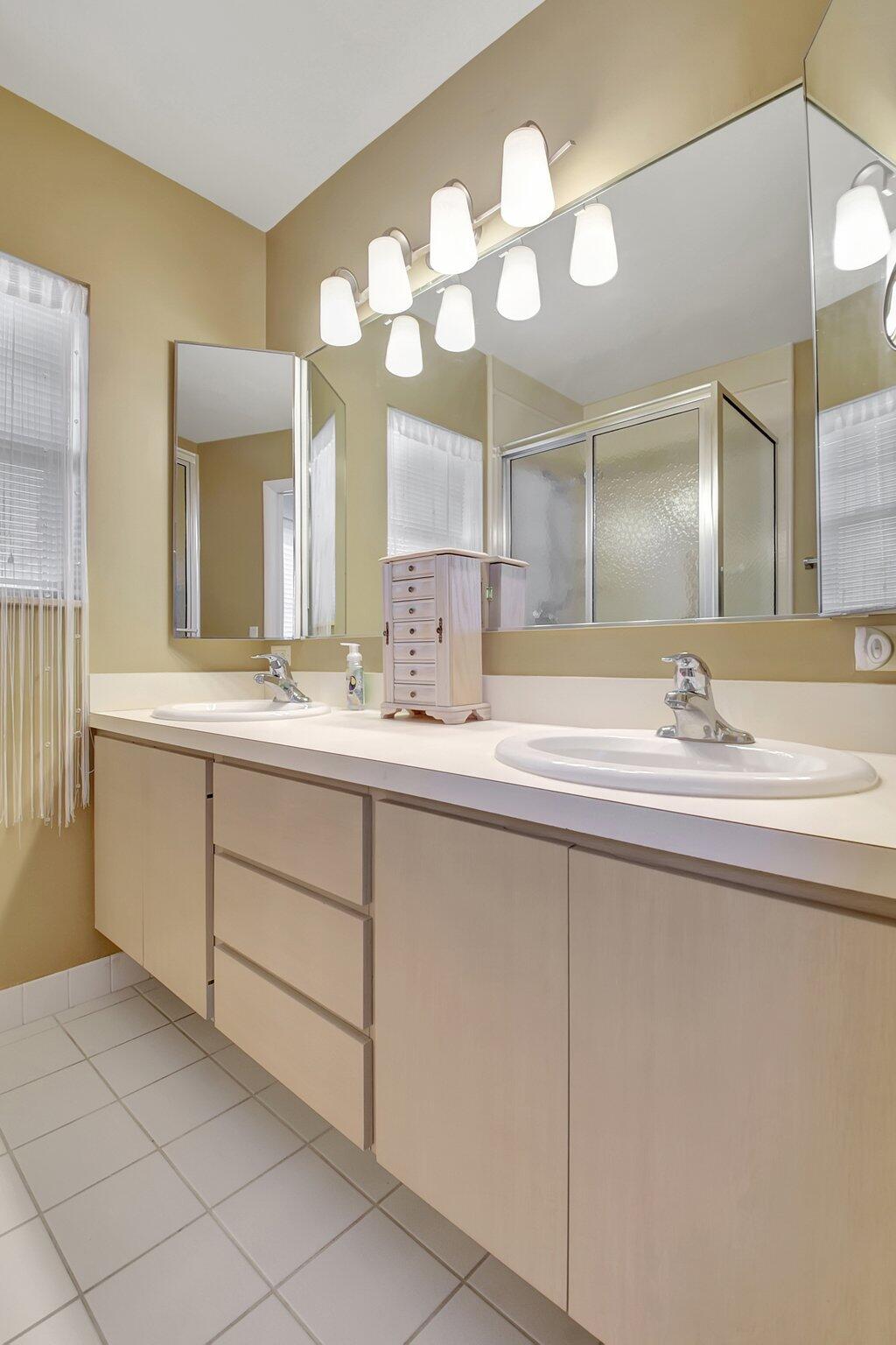 WELLESLEY AT BOYNTON BEACH - Residential