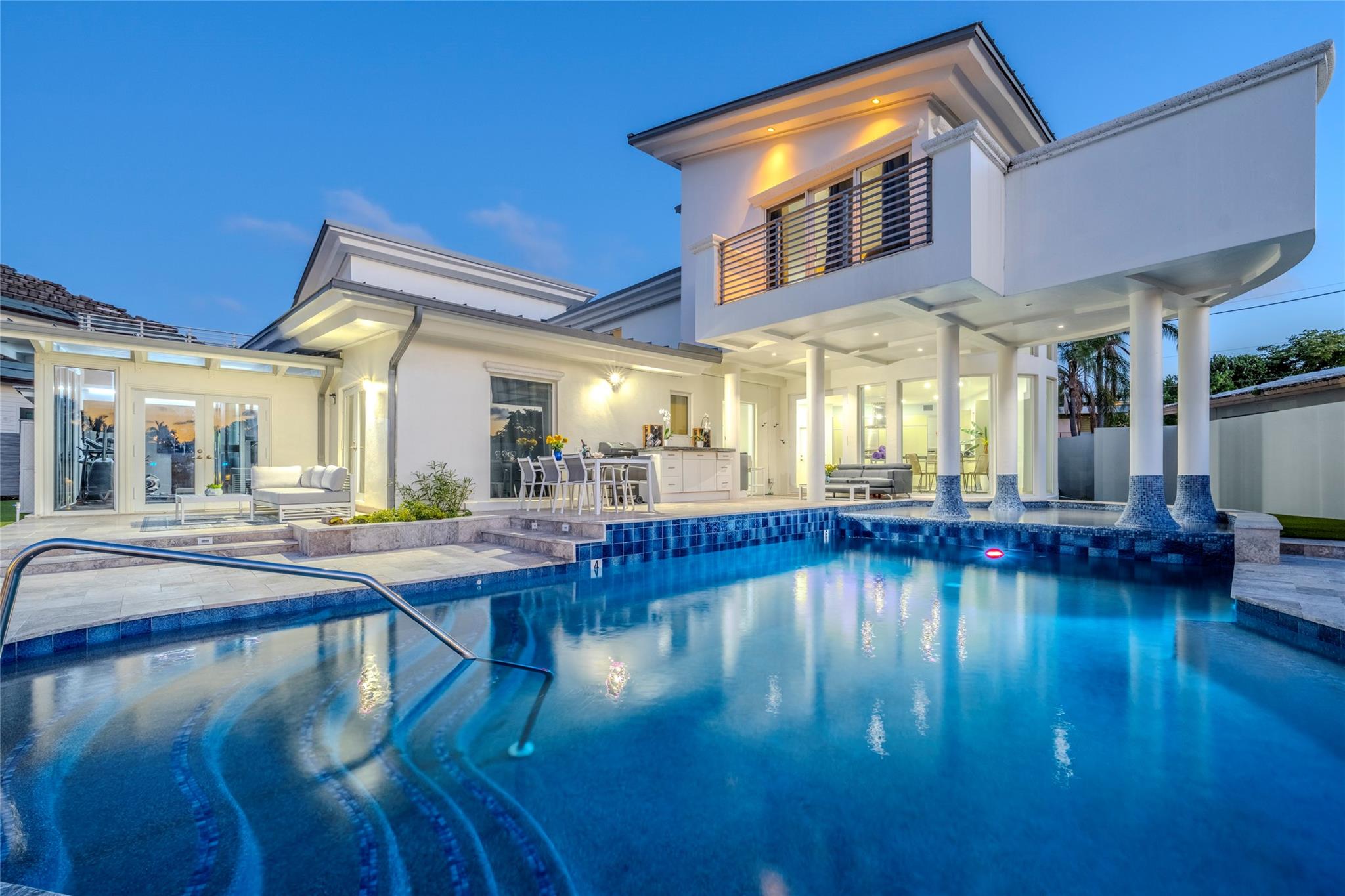 2523 Castilla Isle, Fort Lauderdale, FL, 33301/$53,000 3 2523 Castilla Isle