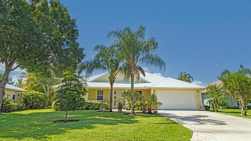 Photo of 5356 SW Landing Creek Drive, Palm City, FL 34990 (MLS # R10735505)