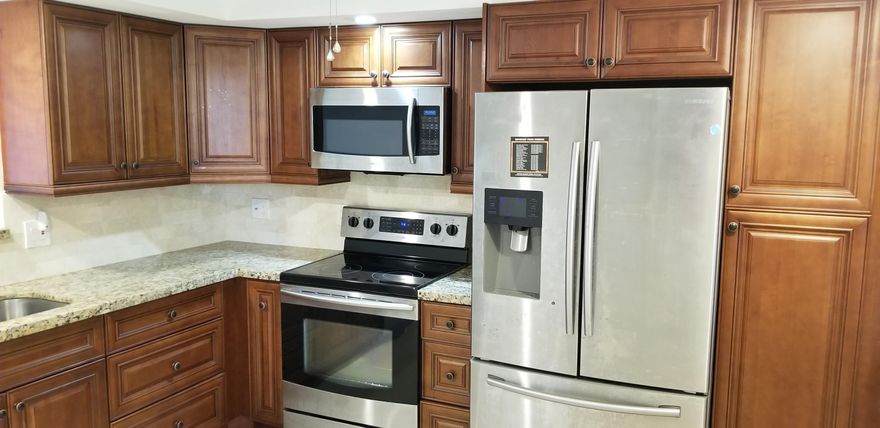 THIS IS A REMODELED UNIT WITH ENCLOSED PATIO OVERLOOKING TH LAKE. NEW AC UNIT AS WELL. WALKING DISTANCE TO MAIN POOL AND THE AUDITORIUM. GREAT LOCATION!!! MOVE RIGHT IN TO THIS UNIT. COME SEE BEFORE ITS GONE!!