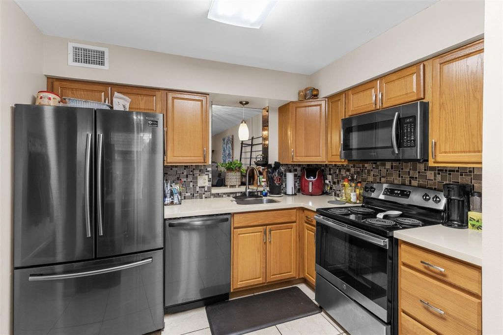 Photo of 480 NW 76th Avenue #407, Margate, FL 33063 (MLS # F10548176)