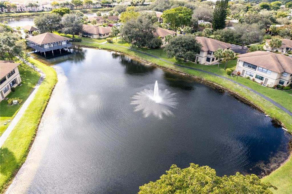 DELRAY OAKS CONDO - Residential