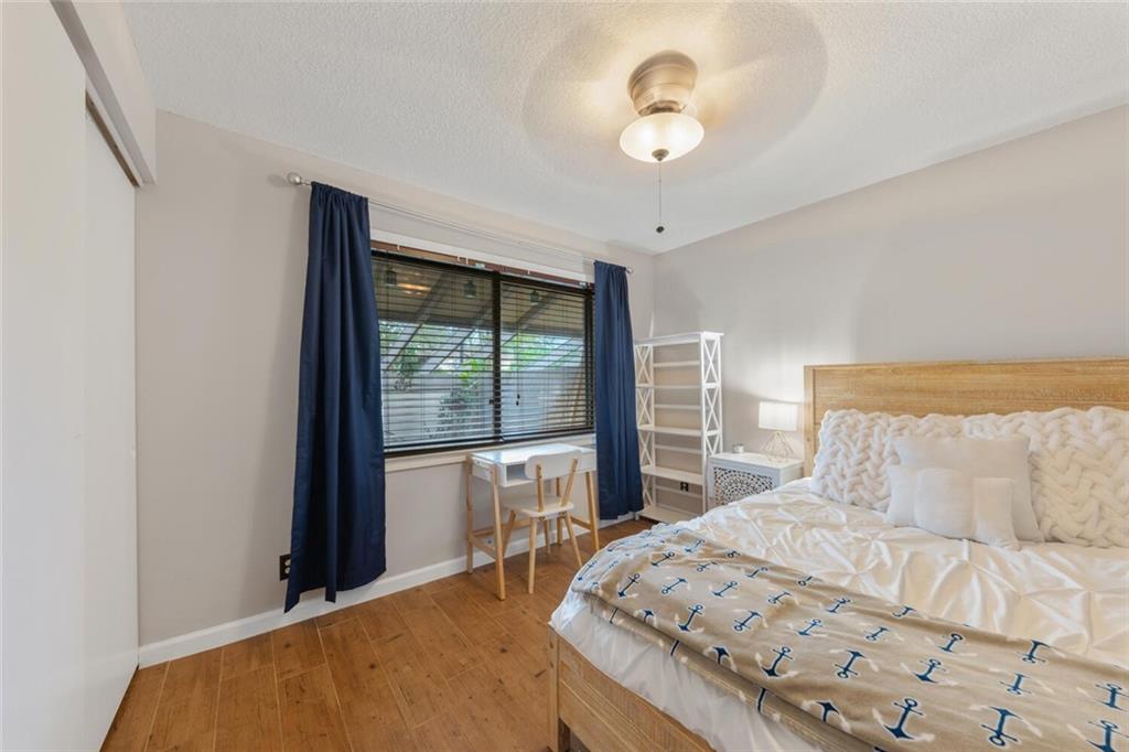 DELRAY OAKS CONDO - Residential