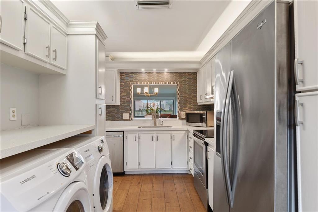 DELRAY OAKS CONDO - Residential