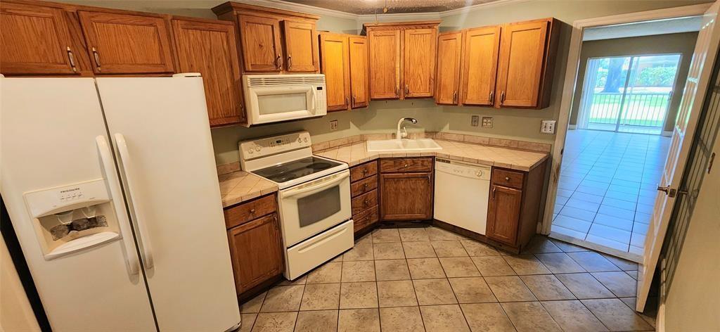 9101 W Sample Rd 103