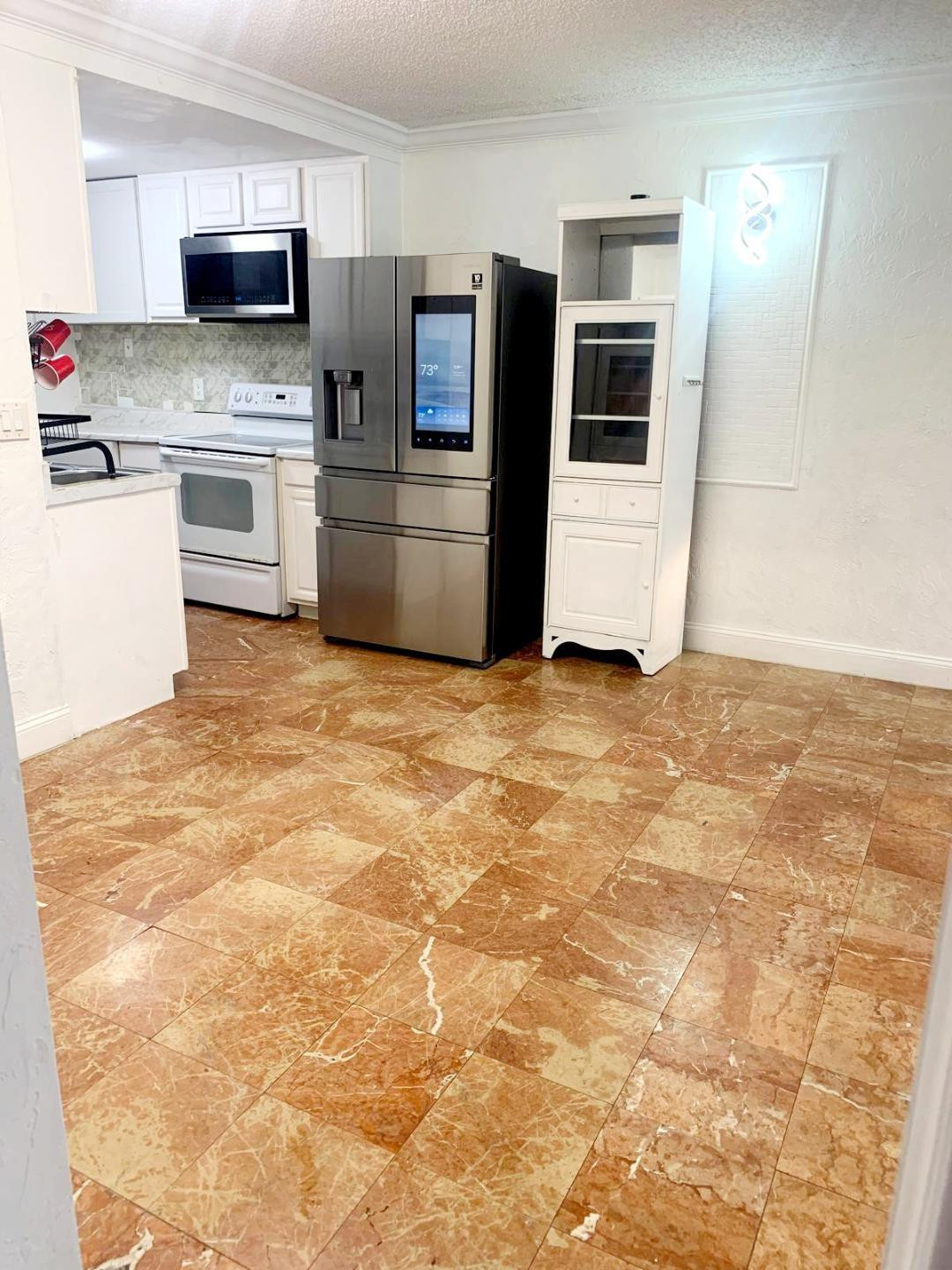 Lakewood Village of Coral - Residential