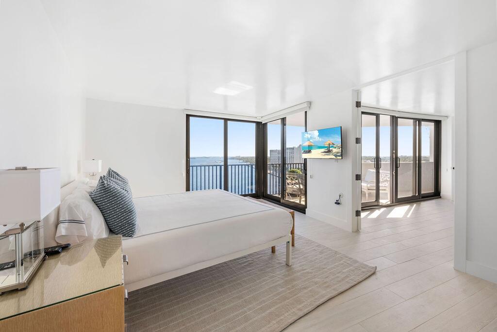 Trianon Condominium - Residential