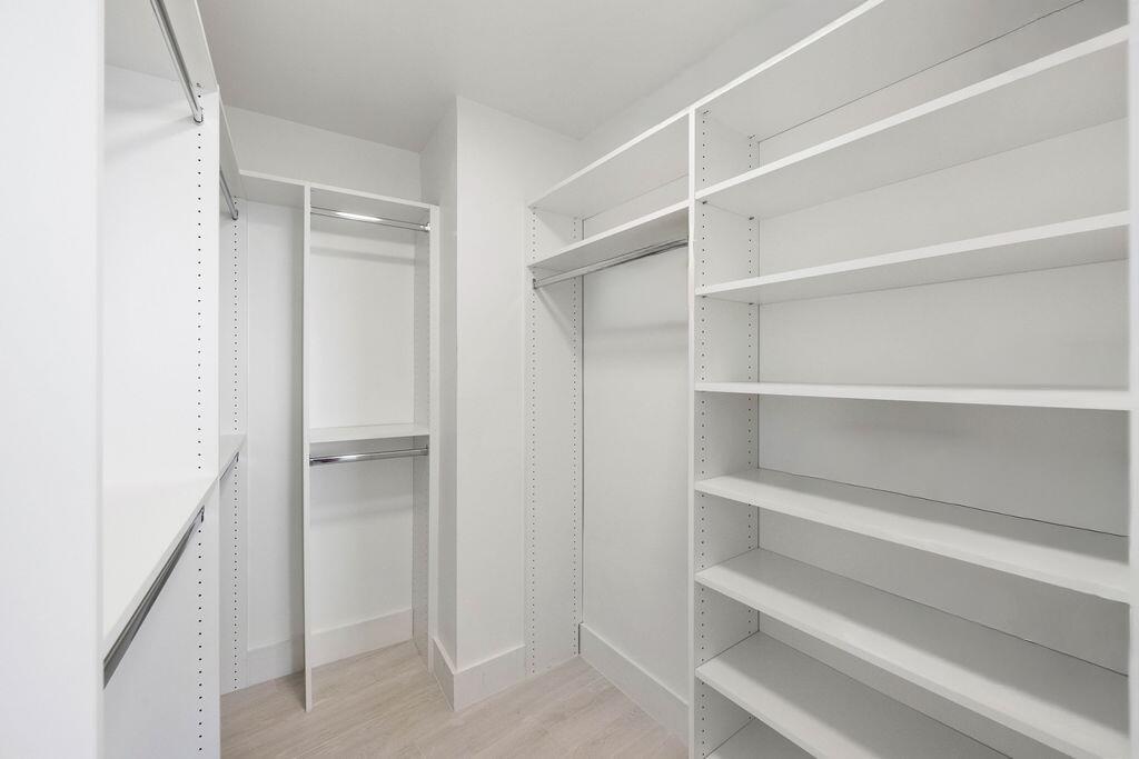 Trianon Condominium - Residential