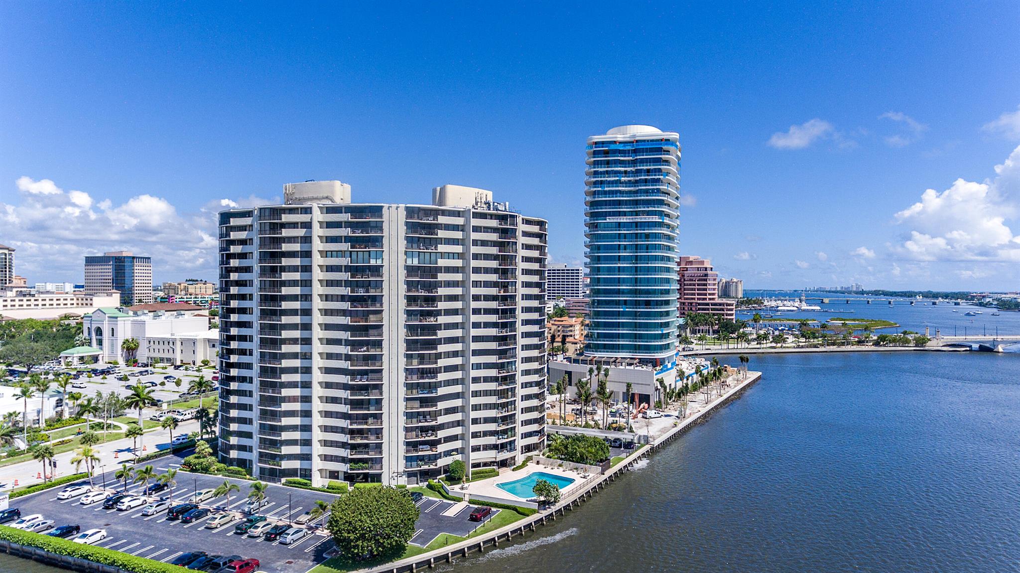 Trianon Condominium - Residential