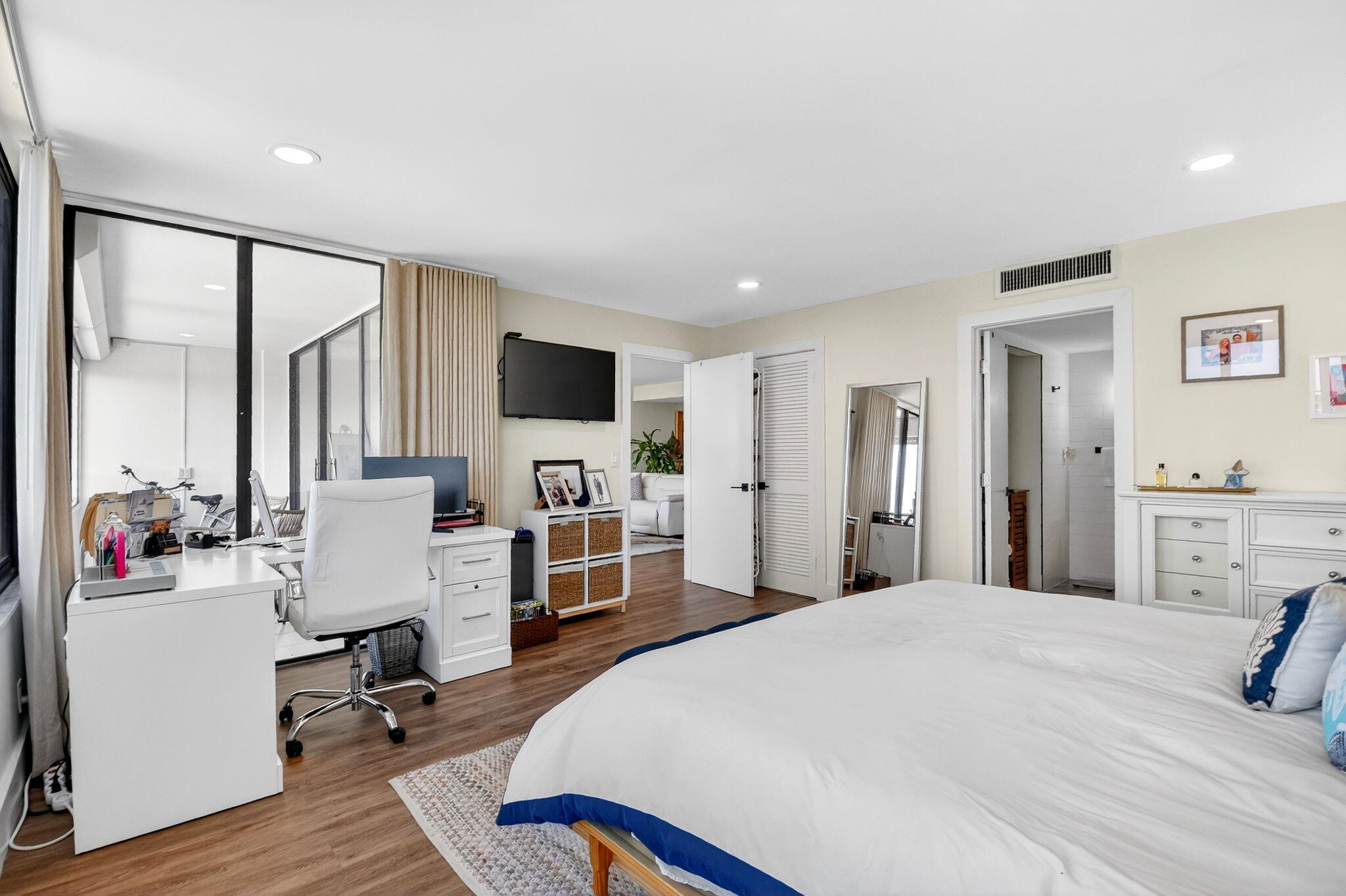 MAYFAIR HOUSE - Residential