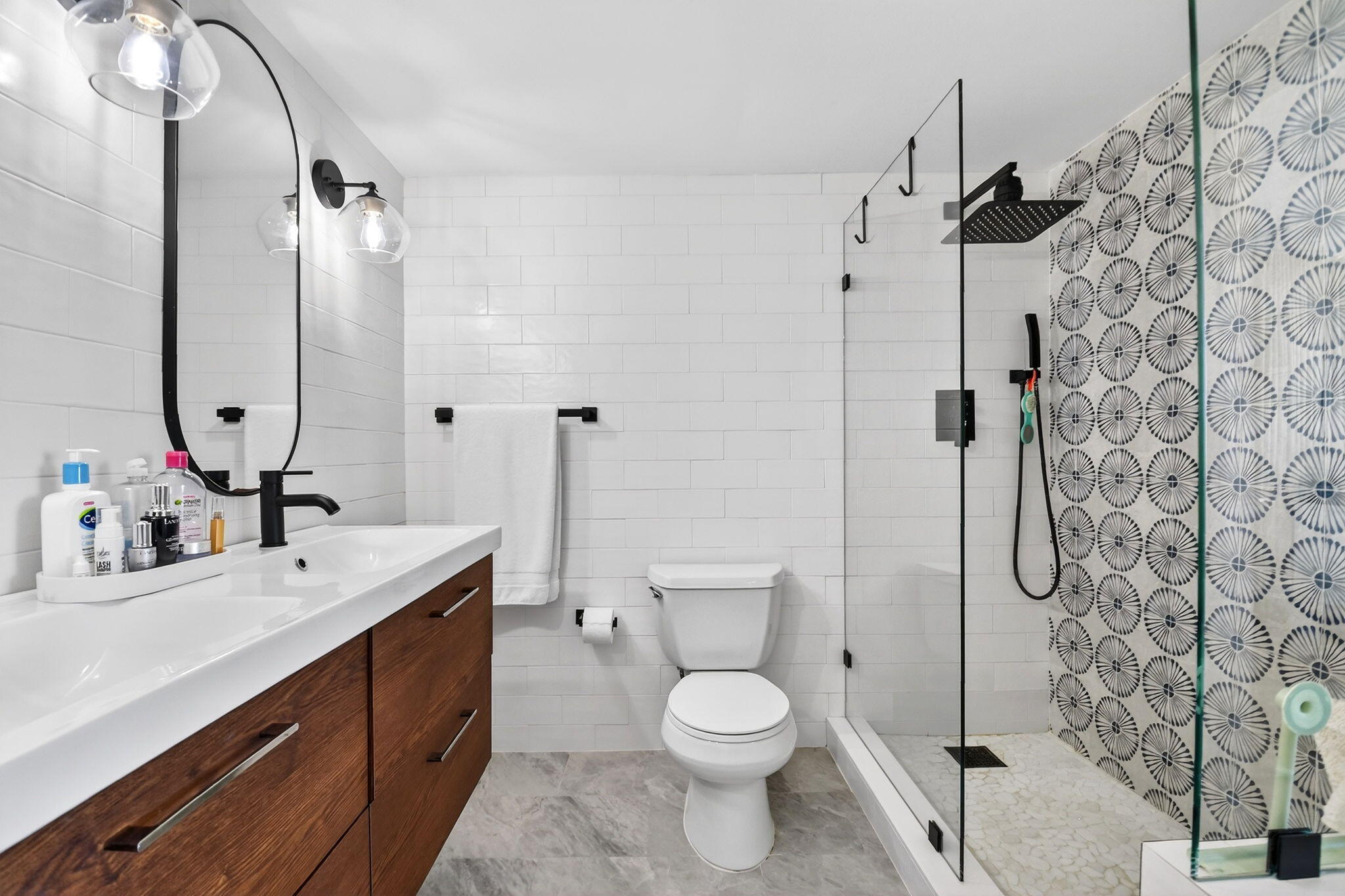 MAYFAIR HOUSE - Residential