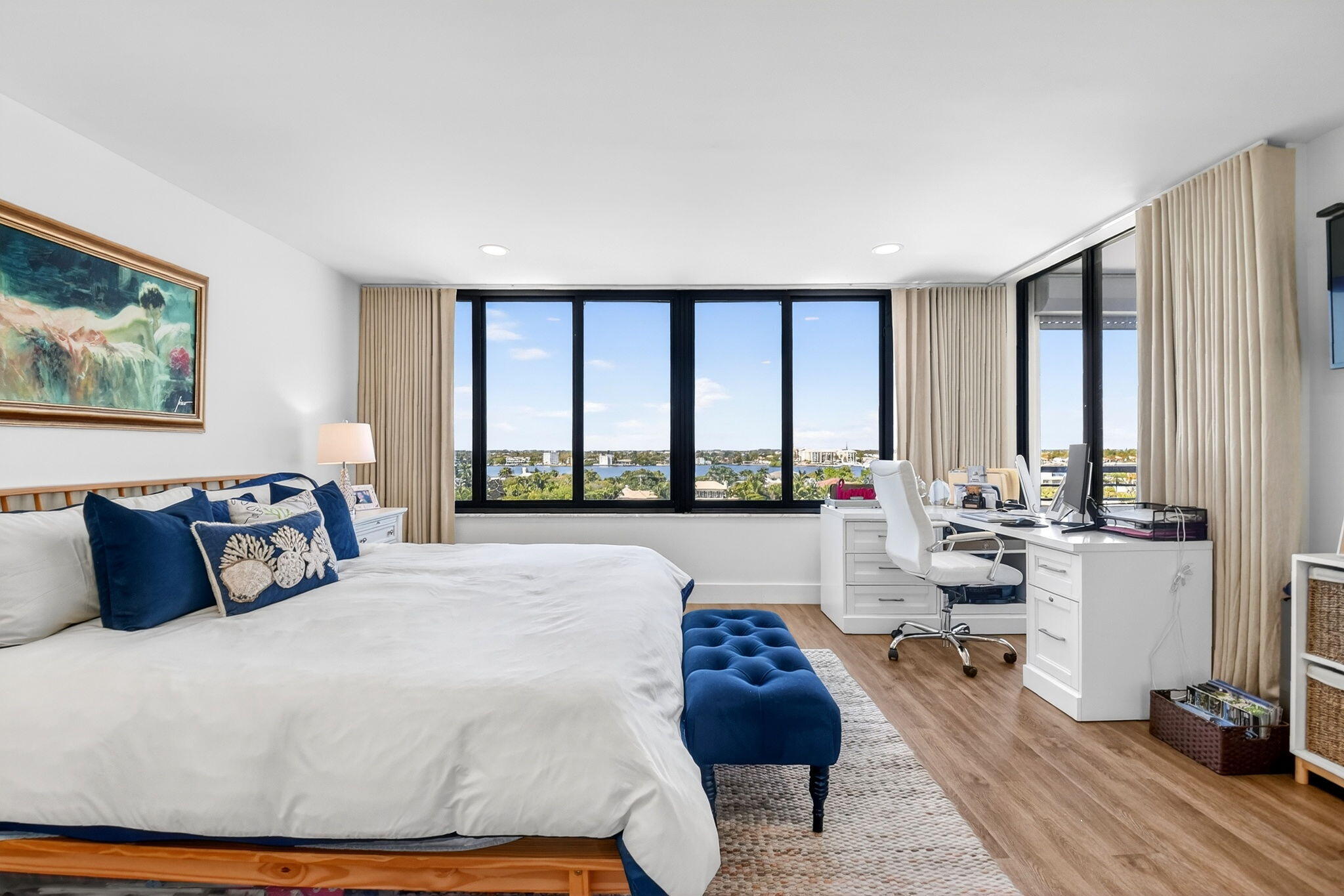 MAYFAIR HOUSE - Residential