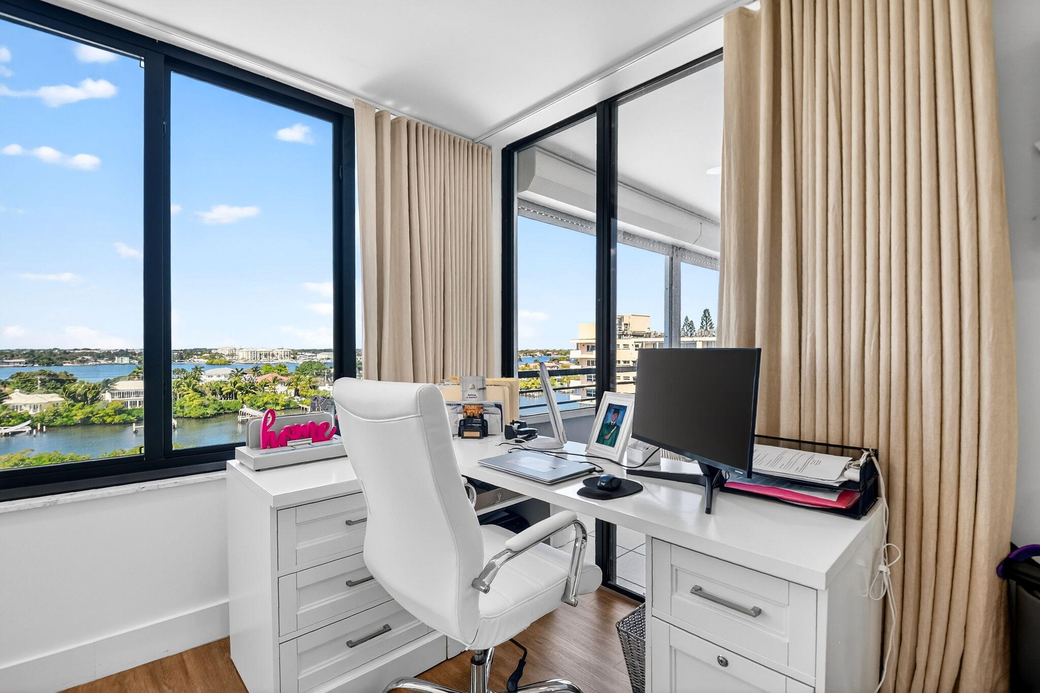 MAYFAIR HOUSE - Residential