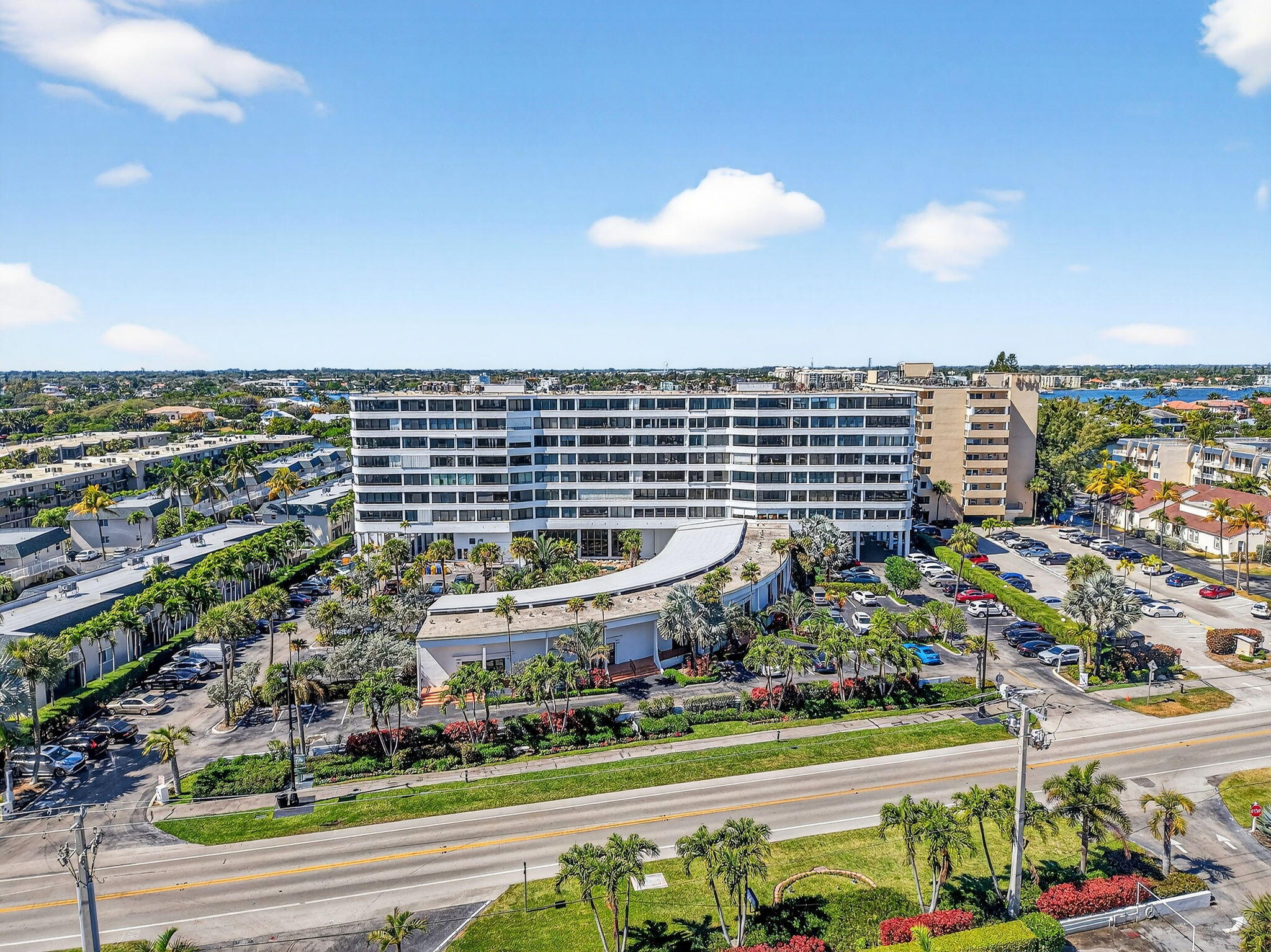 MAYFAIR HOUSE - Residential