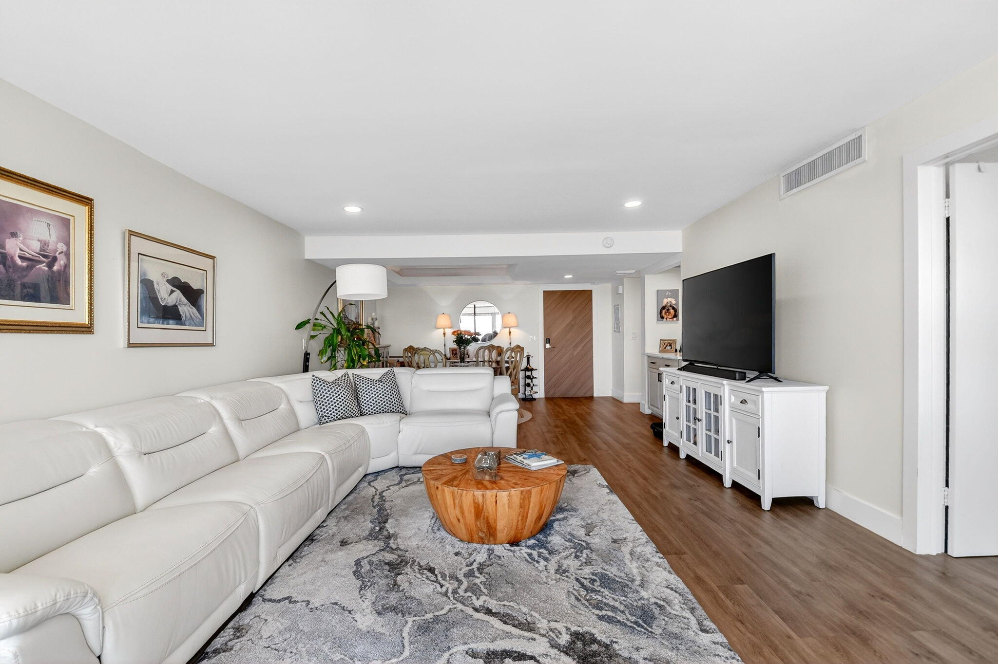 MAYFAIR HOUSE - Residential