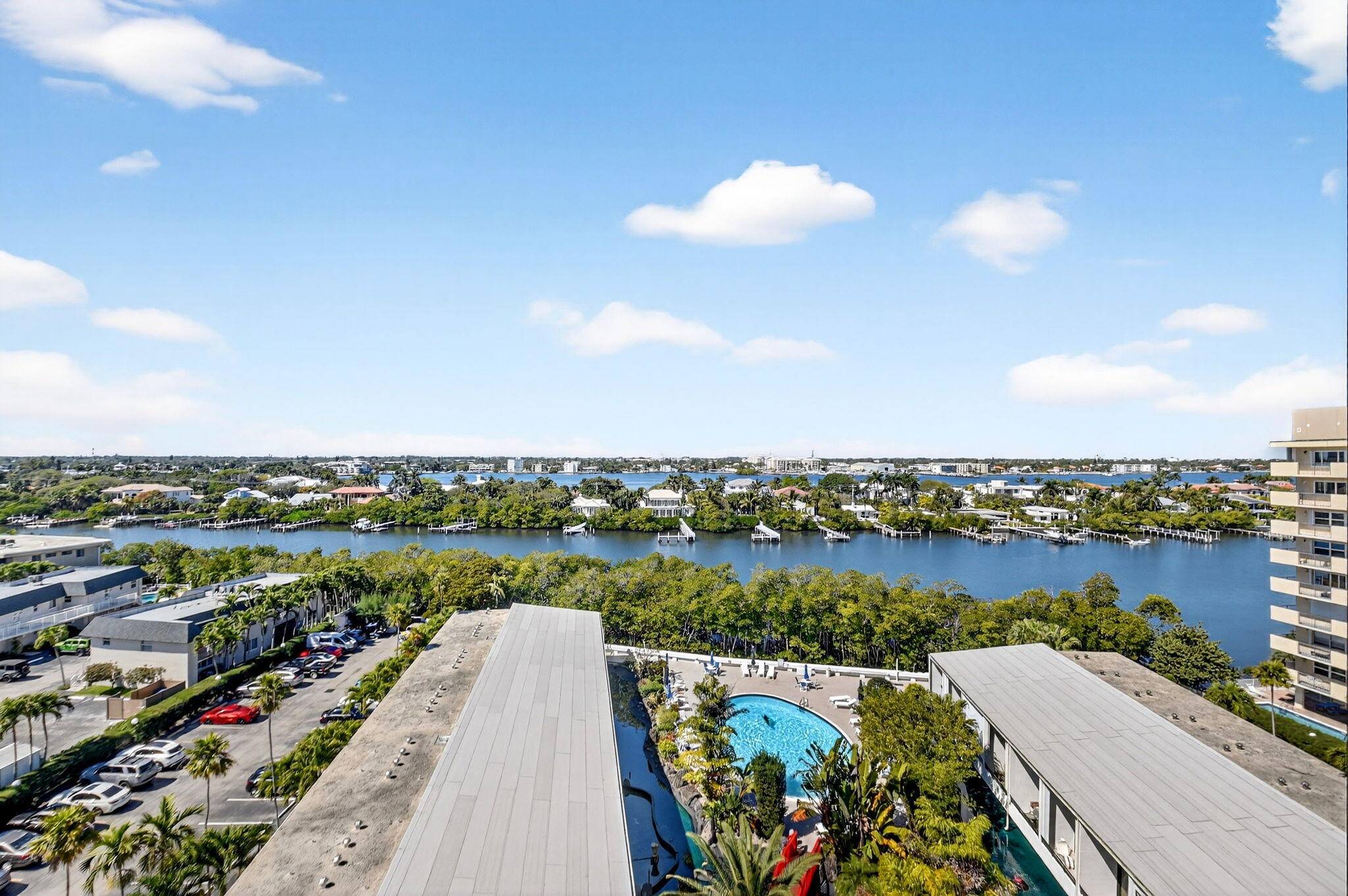 MAYFAIR HOUSE - Residential