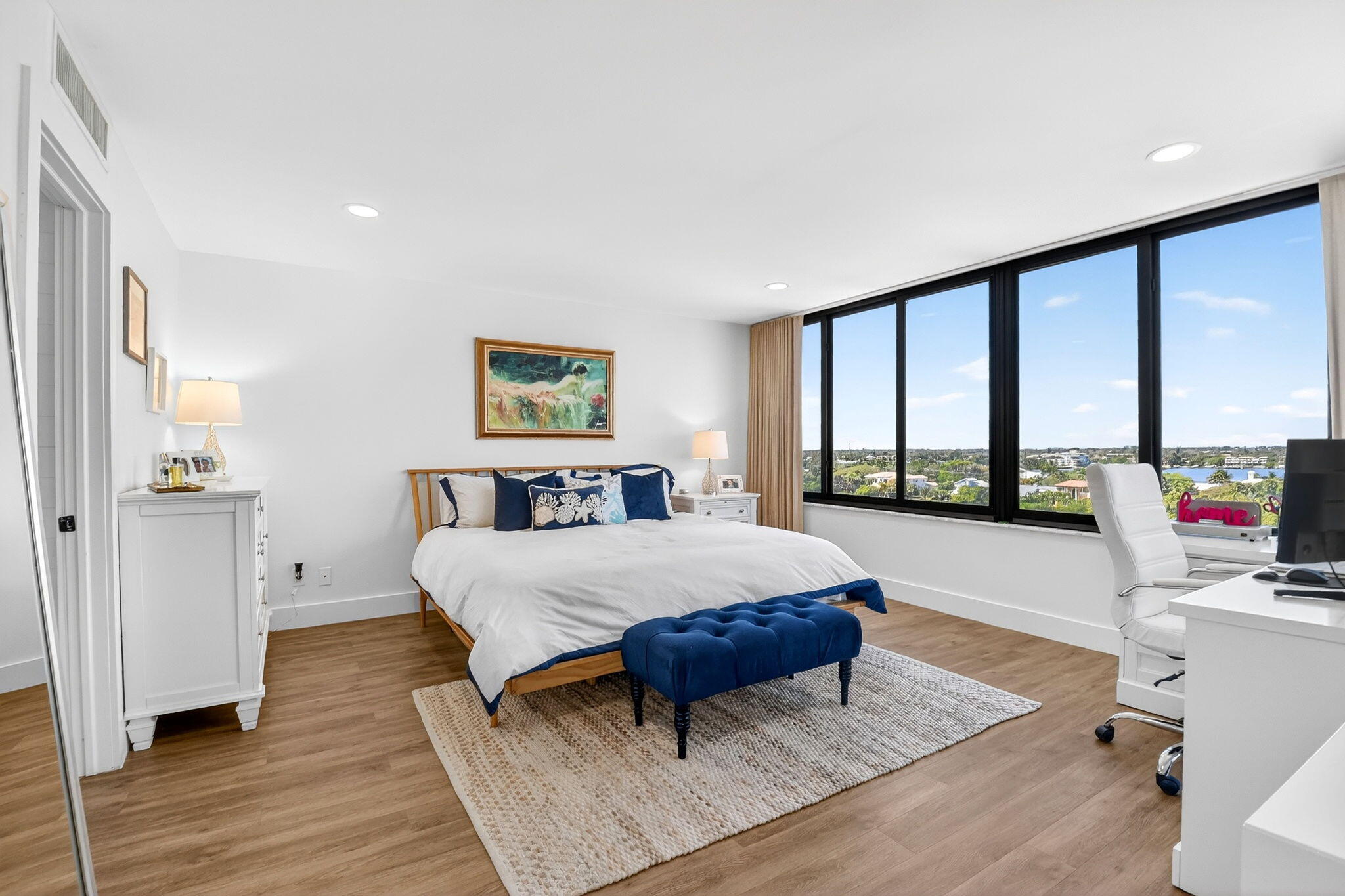 MAYFAIR HOUSE - Residential