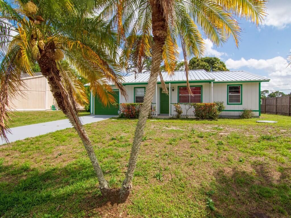 Photo of 224 SE Twig Avenue, Port St Lucie, FL 34983 (MLS # R10883792)