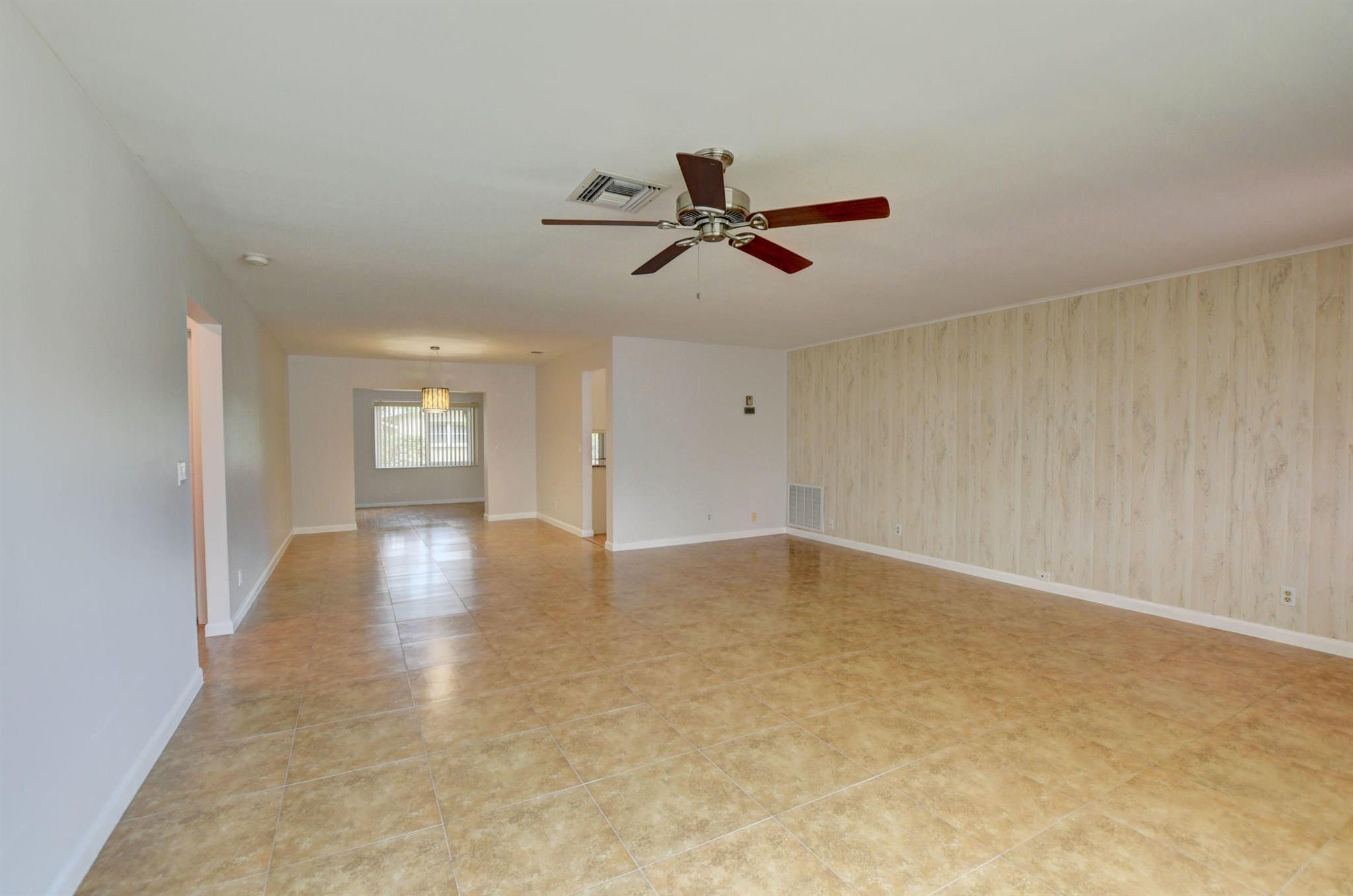 COCO WOOD LAKES SEC 1 - Residential Lease