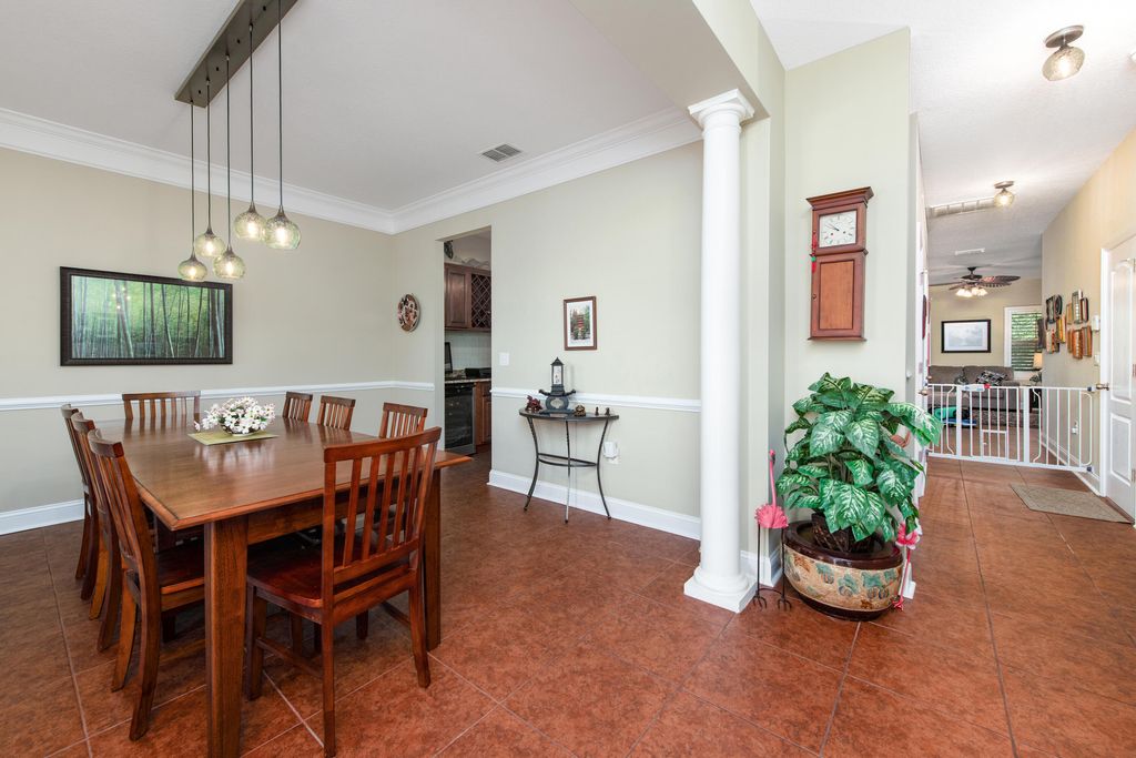 Photo of 6128 NW Butterfly Orchid Place, Port Saint Lucie, FL 34986 (MLS # B26013287)