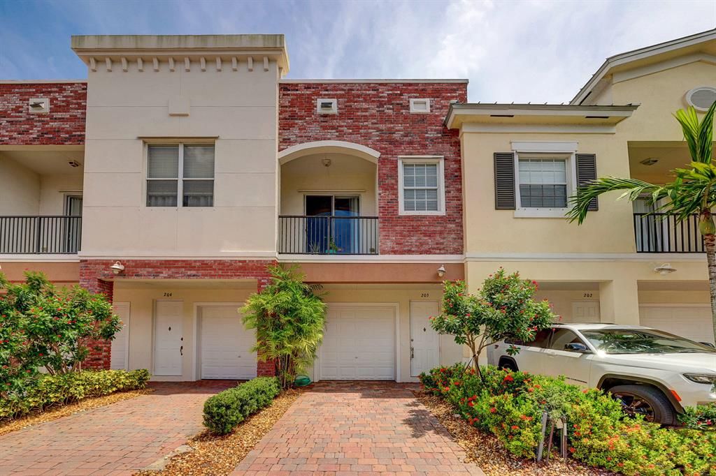 Photo of 10280 SW Stephanie Way Way W #8-203, Port Saint Lucie, FL 34987 (MLS # R10828844)