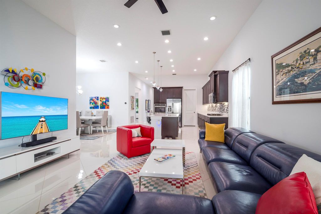 Photo of 5033 Grandiflora Road, Palm Beach Gardens, FL 33418 (MLS # R10926221)