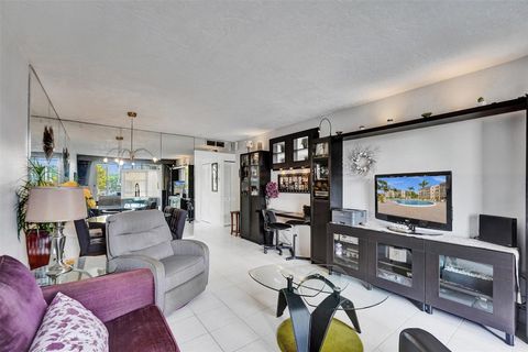 2831 Somerset Drive 107 Lauderdale Lakes FL 33311