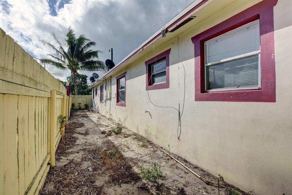 MULBERRY PARK - Residential Income