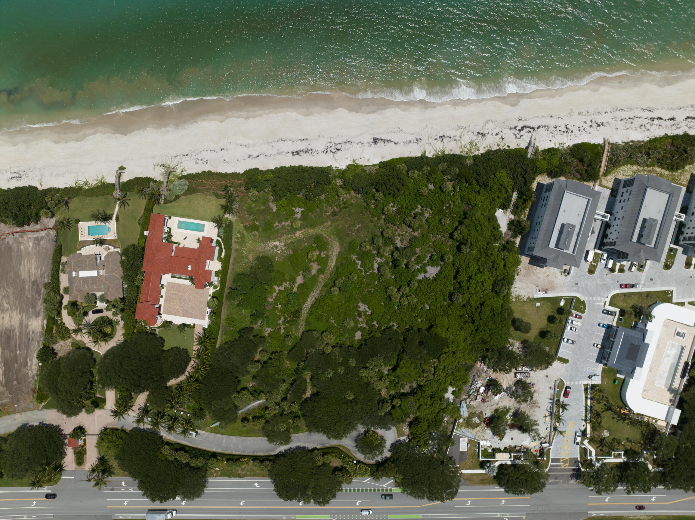 OCEAN PEARL SUBDIVISION - Land