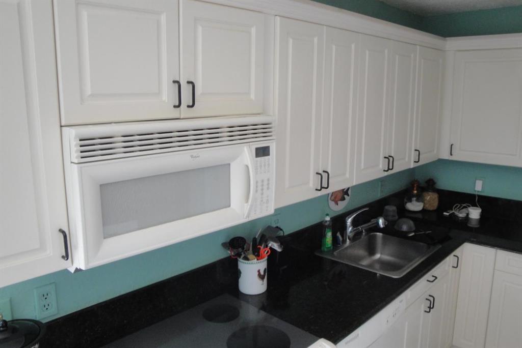 SOUTHPORT AT HUNTERS RUN CONDO - Residential