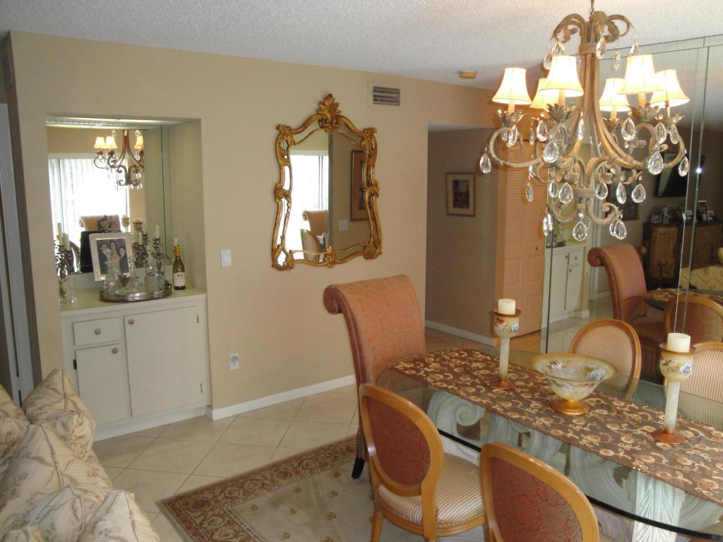 SOUTHPORT AT HUNTERS RUN CONDO - Residential