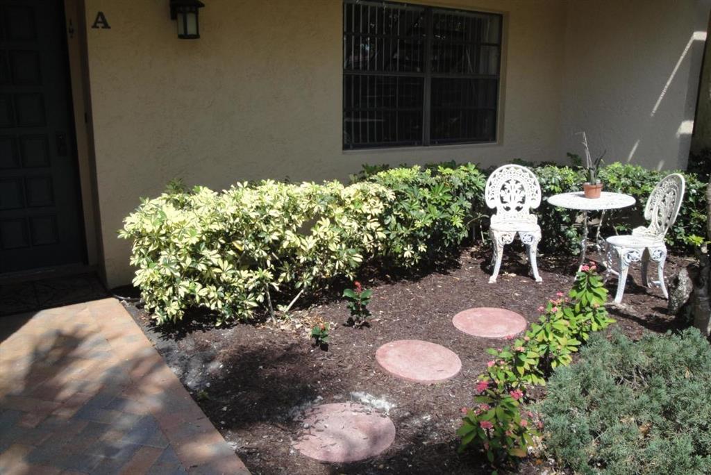 SOUTHPORT AT HUNTERS RUN CONDO - Residential