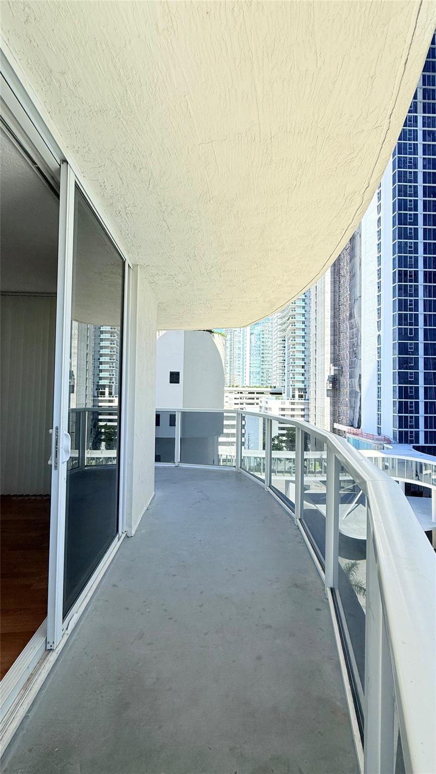 23 BISCAYNE BAY - Residential